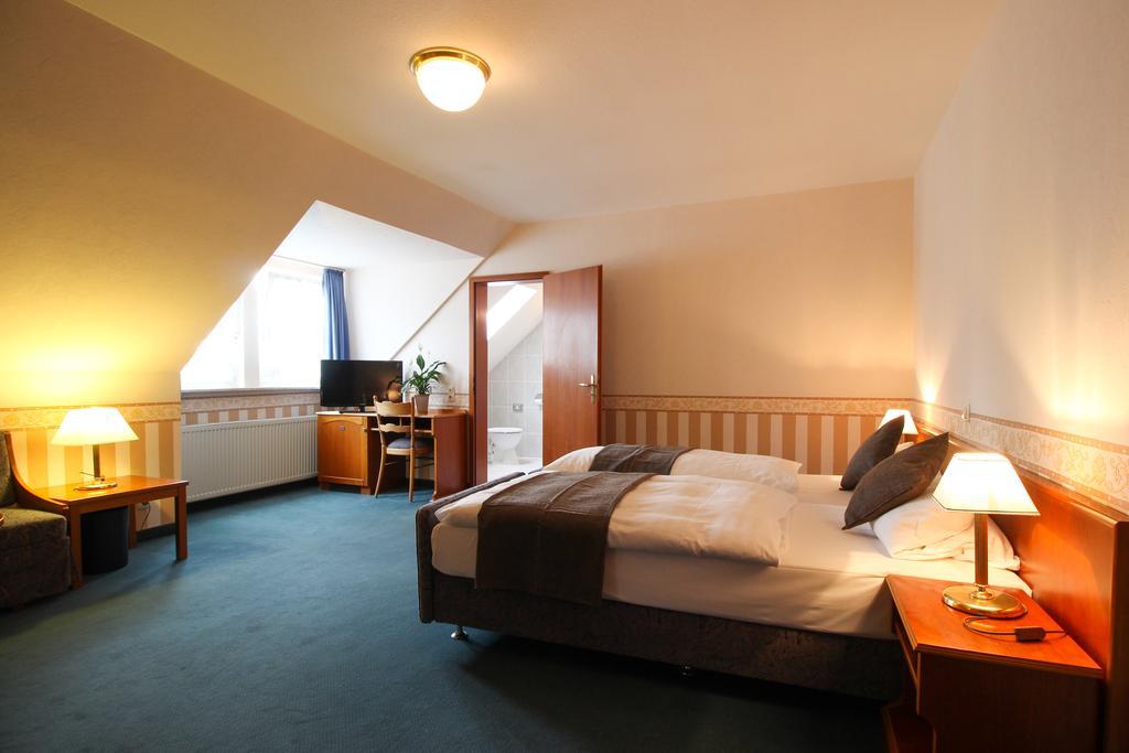 Hotel Burg-Muehle Gelnhausen Exterior photo